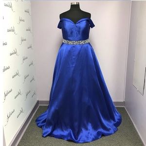 Alyce Paris - Style 1419 - Size 20-Sapphire worn a few times altered a few sizes